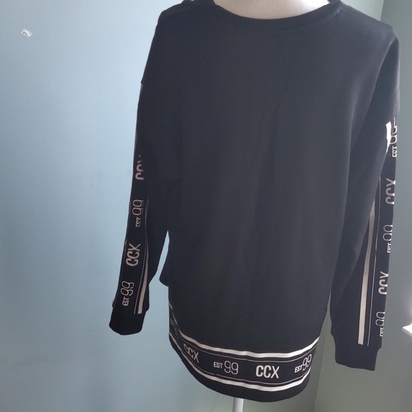 CCX City Chic Black Long Sleeve Shirt with White Stripe Details - Picture 3 of 4